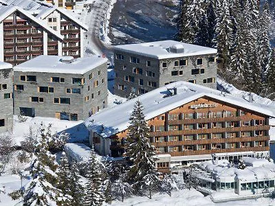 Hotel Signinahotel 4*