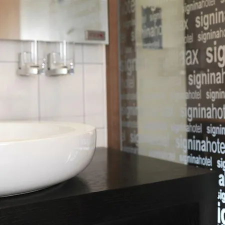 Signinahotel Hotel