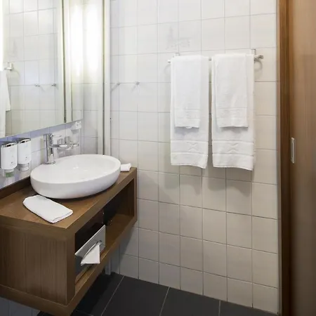 Signinahotel ラア