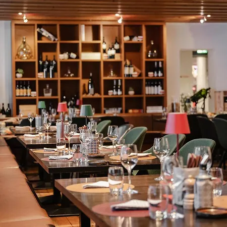 Signinahotel Hotel 4*